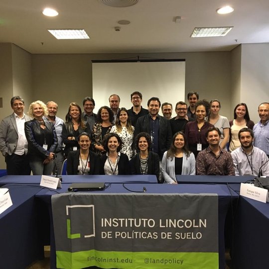 #18446 Professora do CNAT representa os IFs em Seminário de Investigação