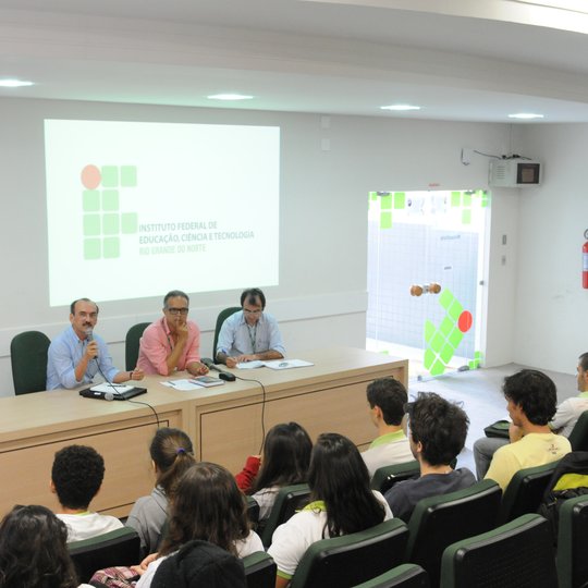#18807 "Indicadores de Ensino 2012-2014” do IFRN é pauta do III Gabinete Itinerante