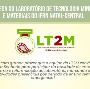 #19411 Entrega simbólica de laboratório reúne colaboradores e gestores