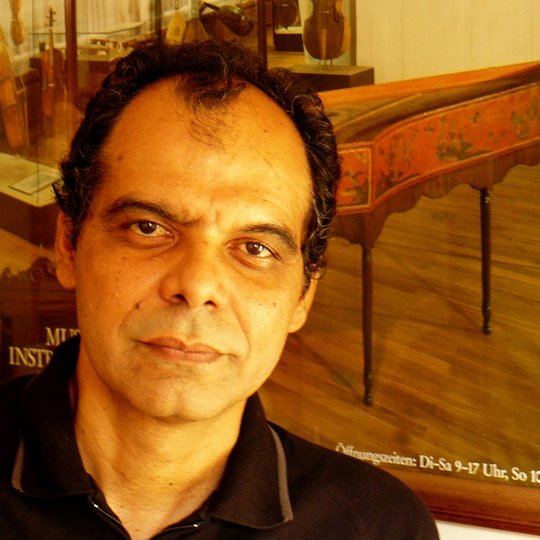 #19891 Professor de Arte do Campus Central vai proferir palestra na França sobre Música de Tradição Oral