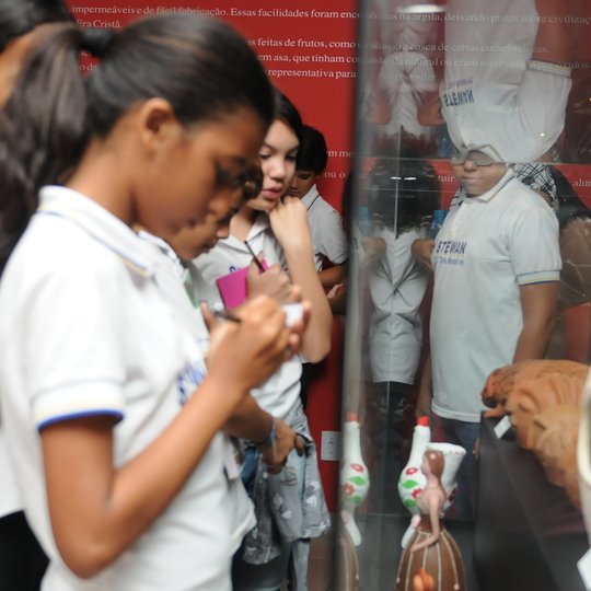 #20461 Projeto apresenta o mundo dos minérios através do teatro