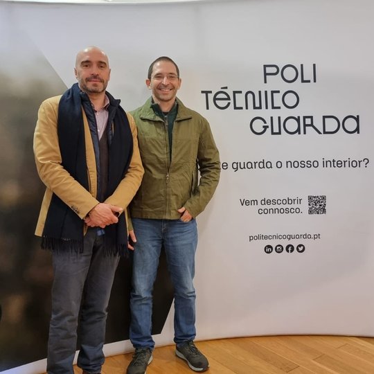 #20501 Disciplina do Curso de Engenharia Civil será ofertada a alunos de várias nacionalidades