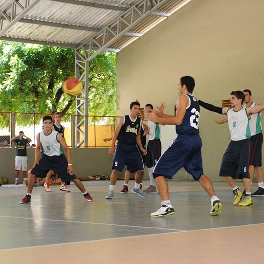#20510 Animação e muito suor tomam conta do segundo dia de competições dos JIFs 2014 no IFRN