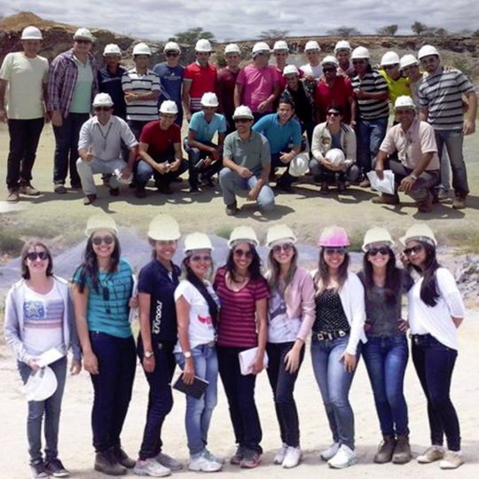 #20921 Alunos do curso Técnico de Estradas realizam aula de campo