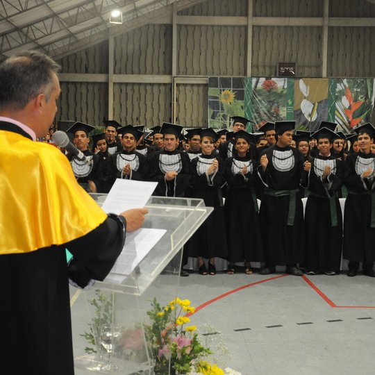 #20995 Graduados os estudantes dos Cursos Técnicos Integrados do CNAT; semestre 2013.2