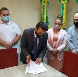 #21006 IFRN e Ufersa fecham convênio para capacitação de servidores