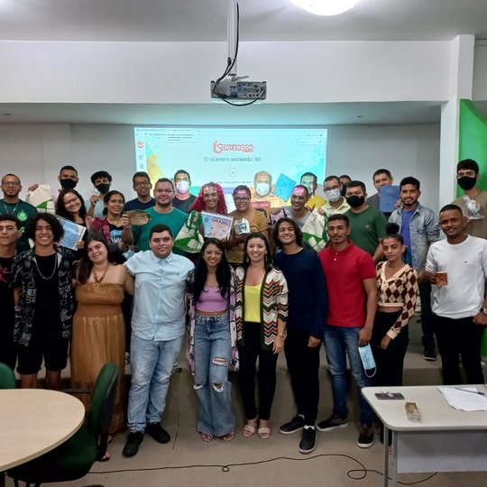 #21014 Coordenação de Geografia e Centro Acadêmico recepcionam novos alunos