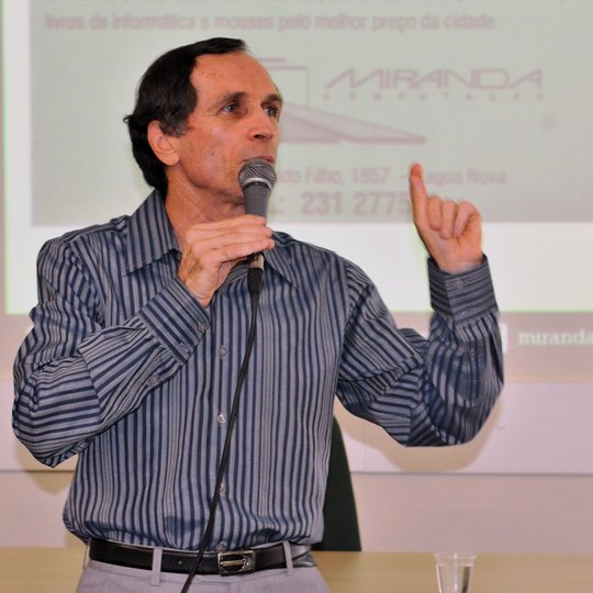 #21755 Campus Natal Central recebe empresário Afrânio Miranda em palestra sobre empreendedorismo