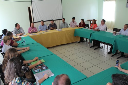 Vários empresários da região participaram do debate. Foto: Eliane Pimentel
