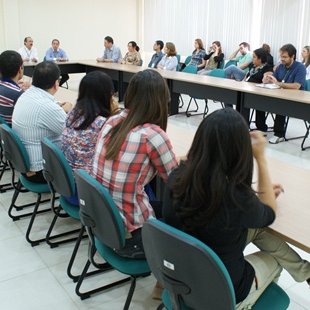 #22560 Gabinete Itinerante conversa com servidores da Reitoria