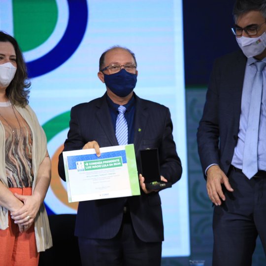 #22900 Reitores que encerraram mandatos são homenageados na 45ª Reditec