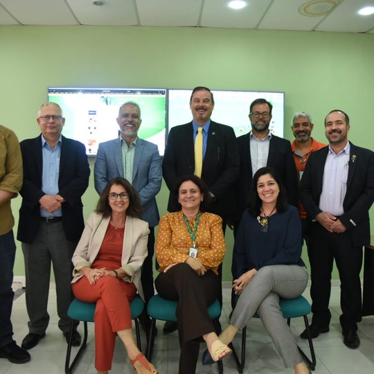 #23025 IFRN e INPE discutem parceria entre as instituições
