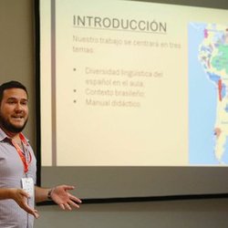 #23158 Tese sobre ensino de Espanhol para brasileiros recebe prêmio internacional