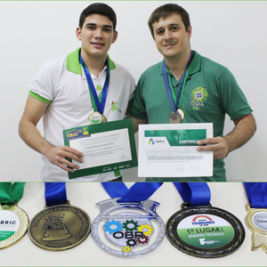 #23277 Projeto de robótica conquista 3º lugar geral na Febrace 2015