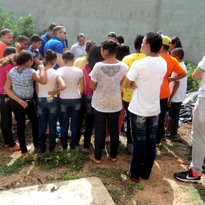 #23547 Estudantes produzem adubo ecológico a partir de compostagem de resíduos