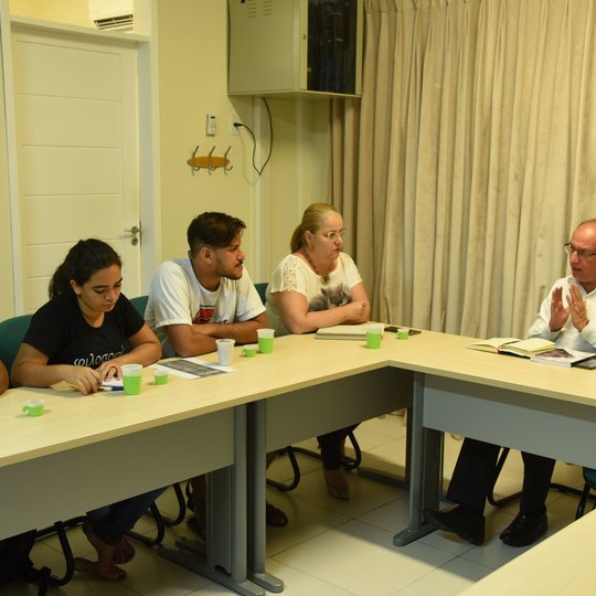 #23788 Reitor do IFRN conversa com representação estudantil sobre cortes orçamentários