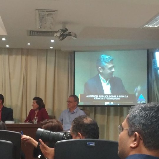 #23938 Audiência pública discute sobre o Orçamento para a pesquisa e inovação