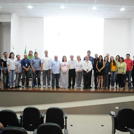 #24124 Reitor empossa 14 novos servidores nesta sexta-feira