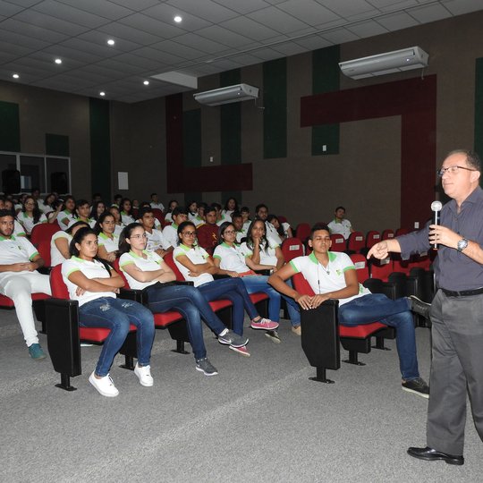 #24749 Reitoria no Campus amplia discussão com estudantes