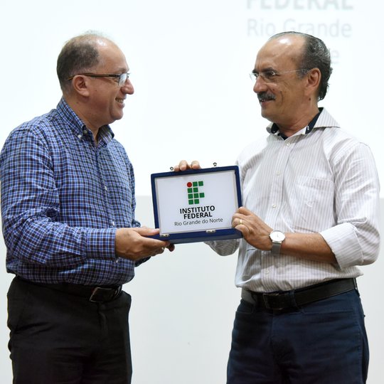 #25223 Reitoria presta homenagem ao professor Belchior de Oliveira Rocha