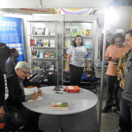 #25533 Editora do IFRN lança obras na Secitex 2017