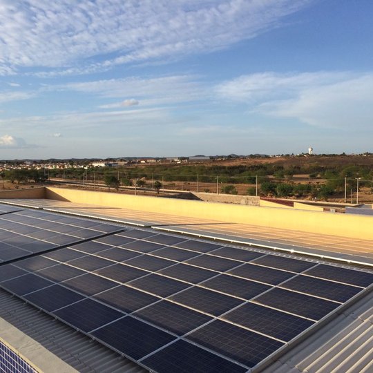 #25725 Com usina fotovoltaica do Campus Lajes, IFRN bate meta de produção energética para 2016
