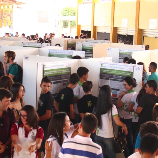 #26725 Com centenas de trabalhos, Congresso de Iniciação Científica lota pavilhão da Ilha de Santana