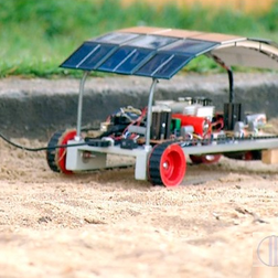 #27420 Estudantes desenvolvem veículo que auxilia o deslocamento de cadeirantes na praia