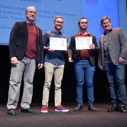 #27470 IFRN recebe menção honrosa em premiação da Associação Brasileira de Editoras Universitárias