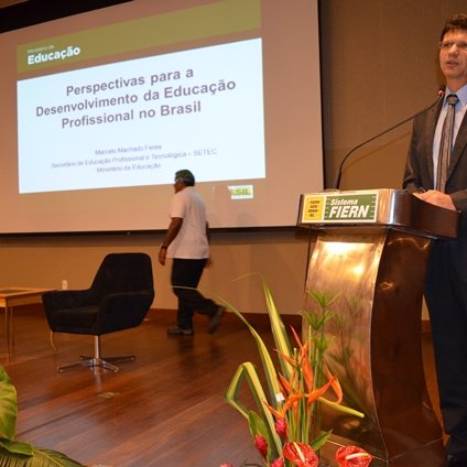 #27644 Secretário da Setec/MEC reafirma compromisso do governo federal em consolidar a expansão dos IFs