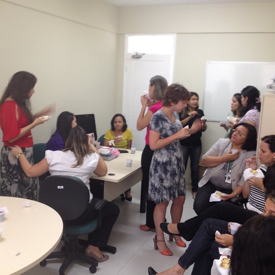 #28297 Servidoras participam de homenagem ao Dia das Mães na Reitoria