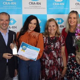 #28384 Estudante do IFRN recebe prêmio do Conselho Federal de Administração