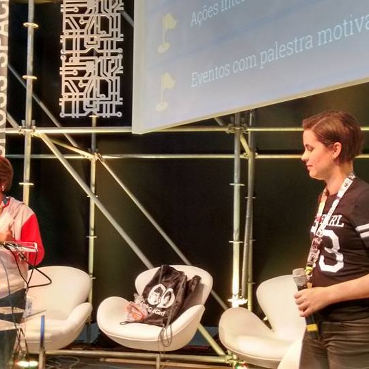 #28466 Meninas do Code Girl palestram na Campus Party Brasil