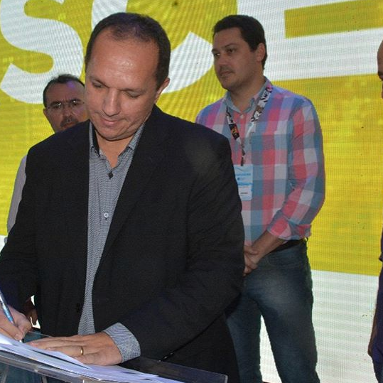 #28633 Em parceria com a Funcern, Prefeitura de Parnamirim assina termo de cooperação com o IFRN