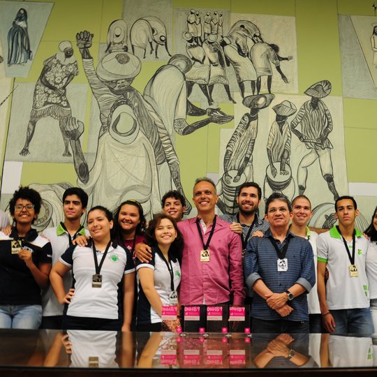 #28810 IFRN conquista 12 medalhas em competição de História
