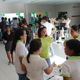 #28985 Campus São Gonçalo realiza I Feira de Negócios