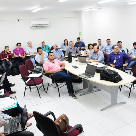 #28992 Gestores se reúnem para discutir políticas e ações de ensino