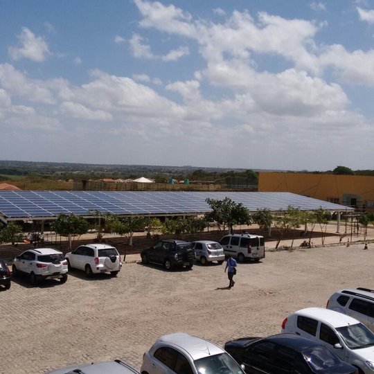 #29132 Campus São Gonçalo começa a produzir energia solar