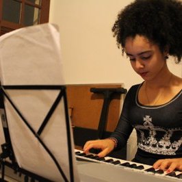 #29315 Aluna do Coral Infantil é aprovada no curso técnico em piano erudito da UFRN