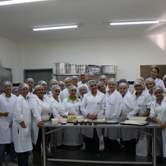 #29383 Alunas do Programa Mulheres Mil participam de oficina de produção de derivados do leite