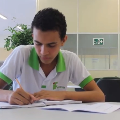#29639 Com carta sobre o Amor, estudante vence etapa de concurso internacional