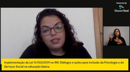 “Nosso trabalho, em conjunto com os psicólogos, potencializa o espaço escolar como lugar de construção das relações sociais, de prevenção e de enfrentamento de situações de vulnerabilidade social”, declarou a assistente social Suzérica Mafra