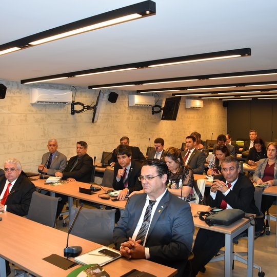 #30627 Reitor do IFRN coordena Câmara de Extensão do Conif