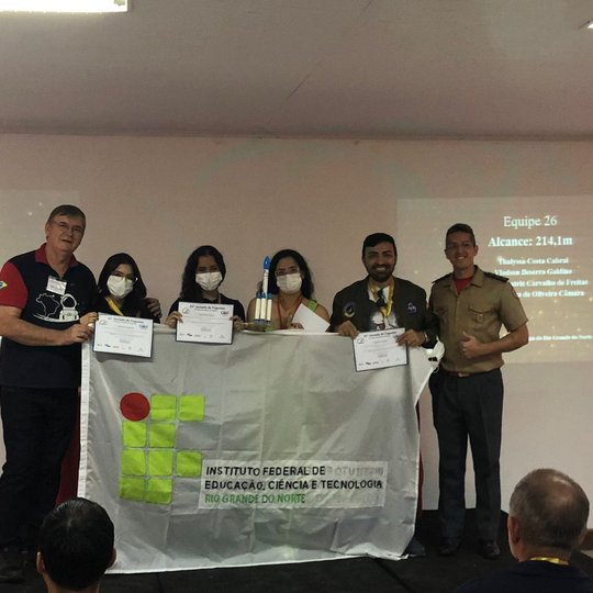 #30743 IFRN conquista ouro na 35ª Jornada de Foguetes