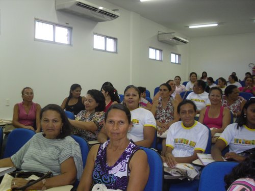 Projeto pretende beneficiar 100 mulheres de baixa renda