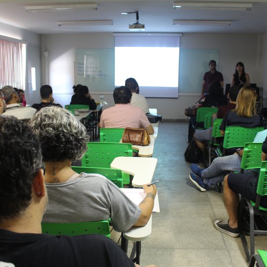 #32605 Campus divulga processo seletivo de afastamento docente para capacitação