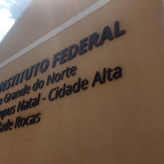 #32626 Campus fecha para serviço de dedetização