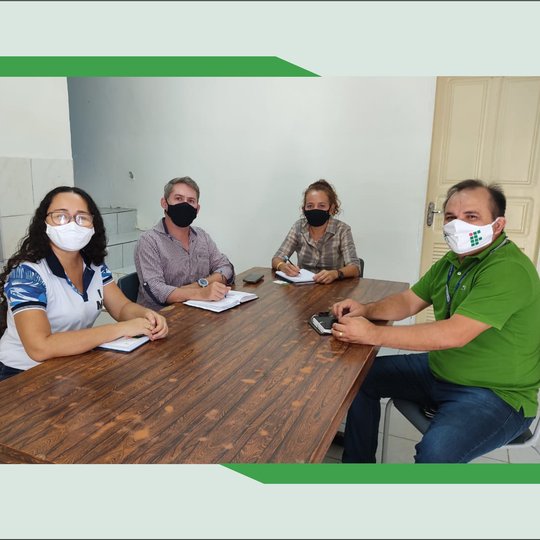 #33983 Servidores do Campus Macau recebem vacina contra COVID-19 