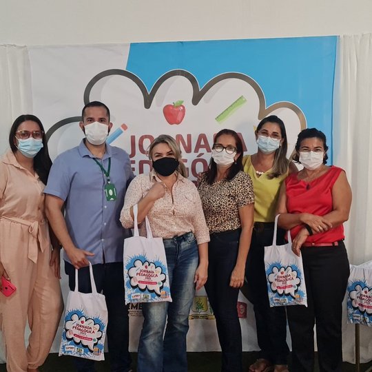 #36518 Servidores do Campus Lajes ministram capacitação aos docentes de Pedra Preta