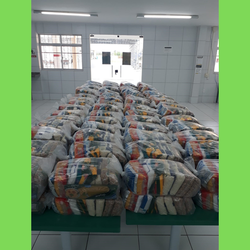 #37089 Estudantes do IFRN Campus Avançado Lajes são beneficiados com a doação de cestas básicas